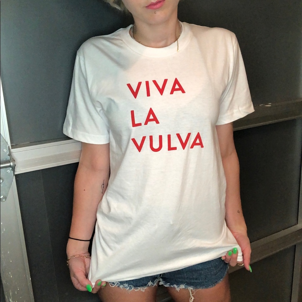 NWOT "Viva La Vulva" Feminist Top